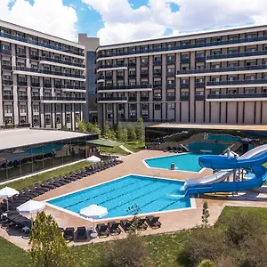 Thermal Hotel